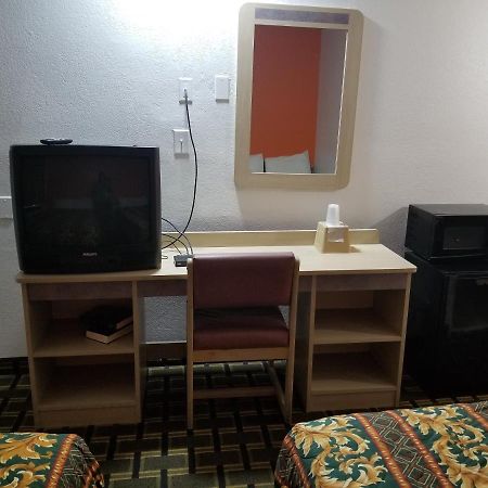 טולסה Nights Stay Hotel מראה חיצוני תמונה
