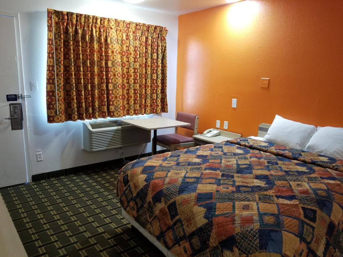 טולסה Nights Stay Hotel מראה חיצוני תמונה